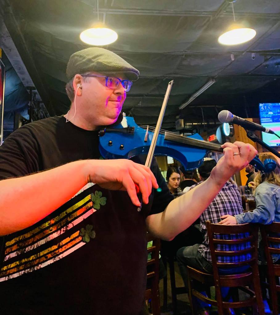 Joey Menninga Violin